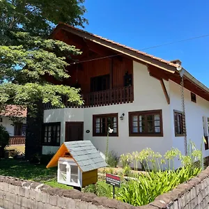 Karin's Haus , Treze Tílias Brasil